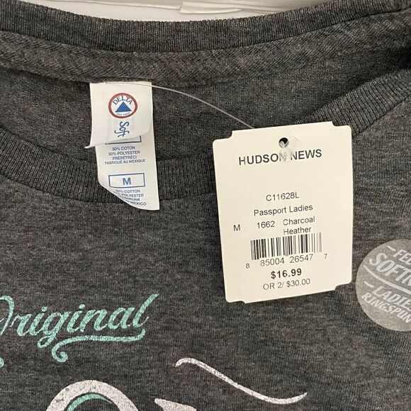 New! Hudson’s news| Souvenir Tee| Soft|Cotton|Medium|St. Louis - Picture 10 of 13